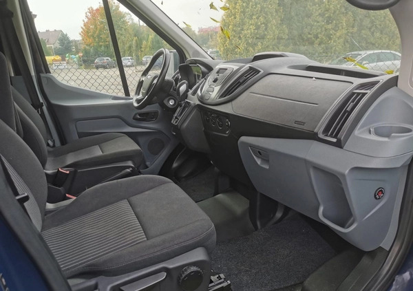 Ford Transit cena 40900 przebieg: 381000, rok produkcji 2017 z Złocieniec małe 37